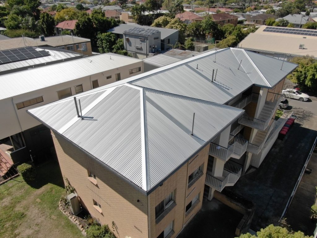 New metal roof on an apartment building