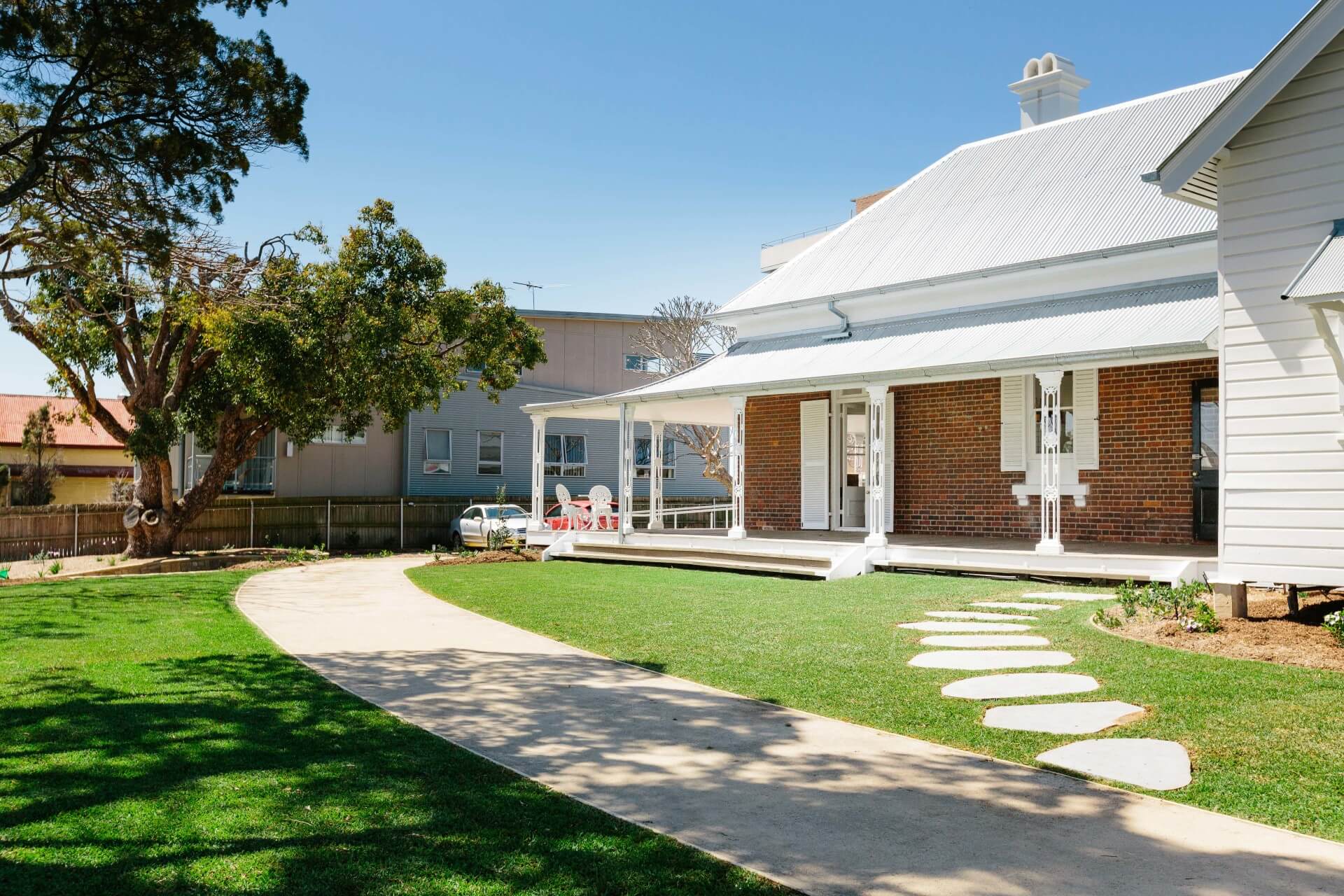 Heritage roof replacement at Hanworth House